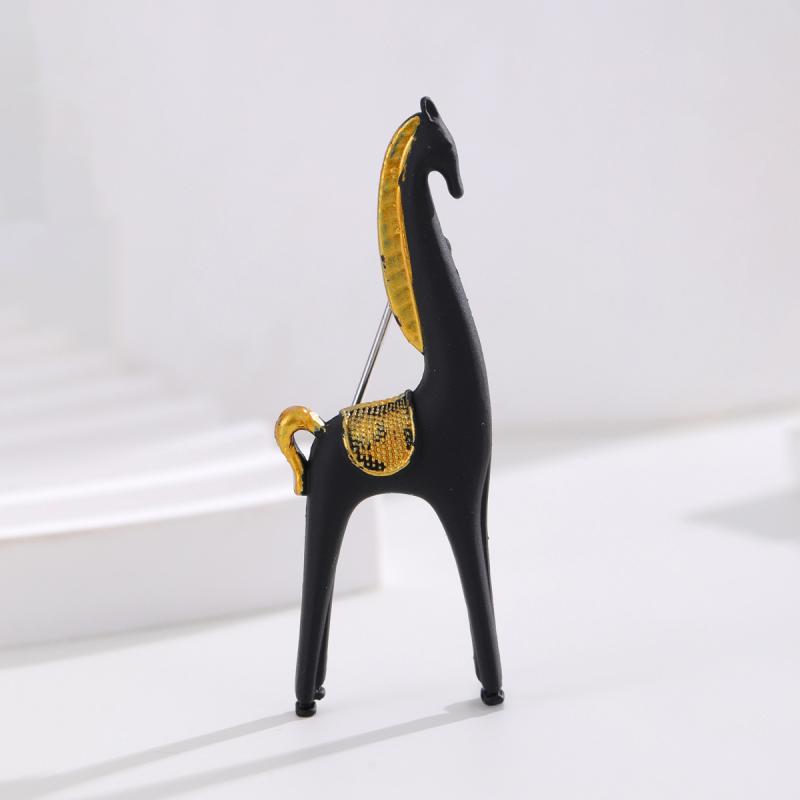 

Creative Animal Horse Brooch Personality Pony Pin Men And Women Accessories Holiday Gift чёрный