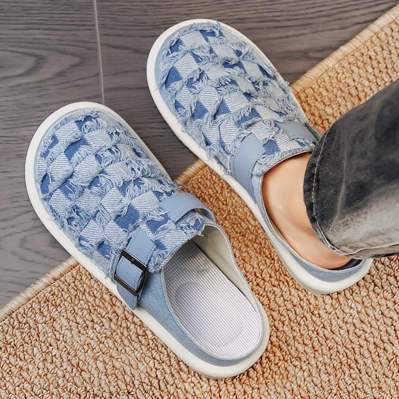 Men's fashion leisure slippers summer outdoor breathable walking shoes indoor lightweight soft one stirrup home shoes 2025 new