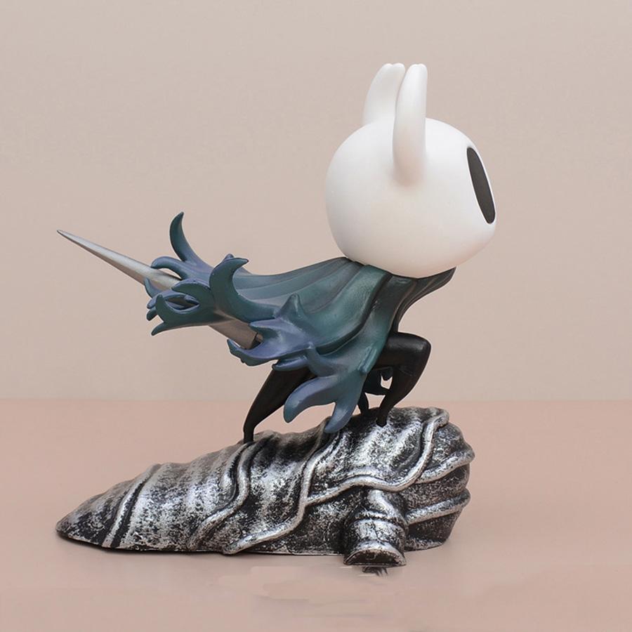 Engraçado Anime Gaming Personagem de Jogo Hollow Knight Vespa Zangão Figura de Ação Estátuas Enfeites de Mesa Modelo de Boneca Brinquedos de Coleção