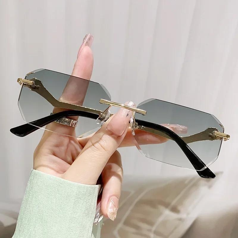  New Fashion Trending Small Rectangle Sunglasses Retro Metal Rimless Gradient Shades UV400