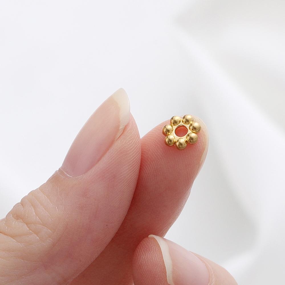 30Pcs Stainless Steel Flower Spacer Bead Snowflake Spacer Beads Charms Pendants for DIY Bracelets Jewelry Making Accessories