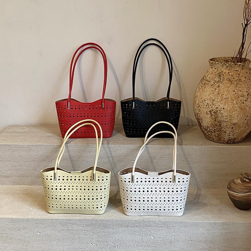 Large-capacity hollow bag women's summer versatile shoulder mother and child bag leisure work commuter tote bag