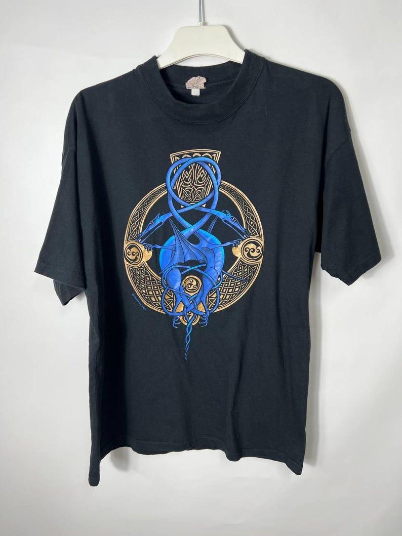 Vintage 90s Blue Dragons Fantasy Graphic Tee – Gothic Hewlin Style T-Shirt S