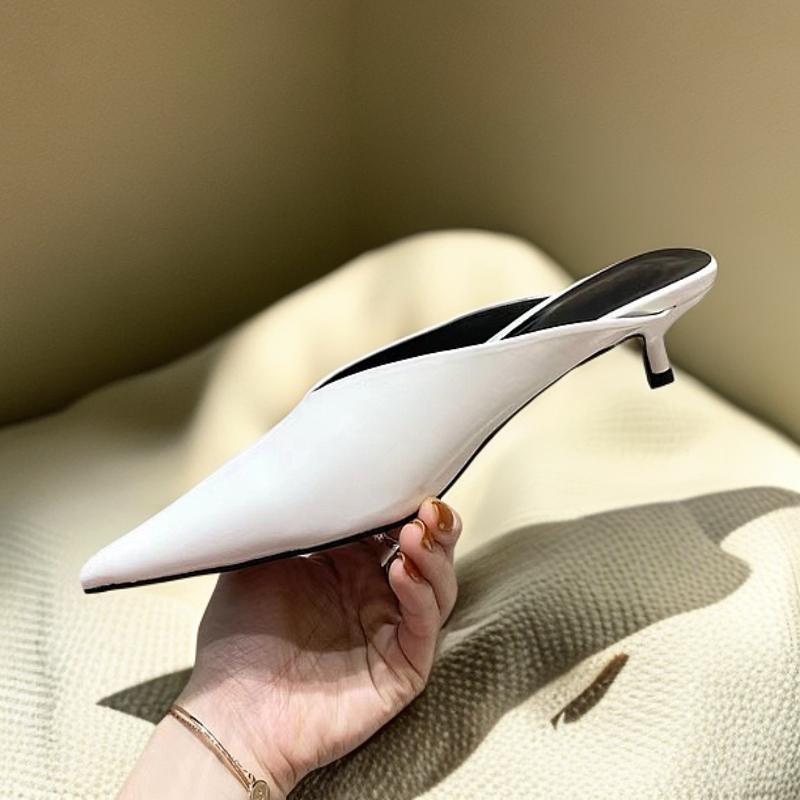 2025 New style women's shoes fashion women design luxury French style Baotou pointy female slippers elegant retro female loafers