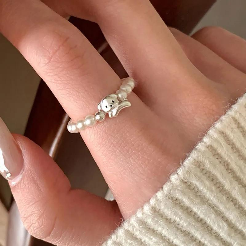 Puppy Pearl Elastic Rope Ring: Chic, Luxurious, and Versatile Index Finger Ring for Women