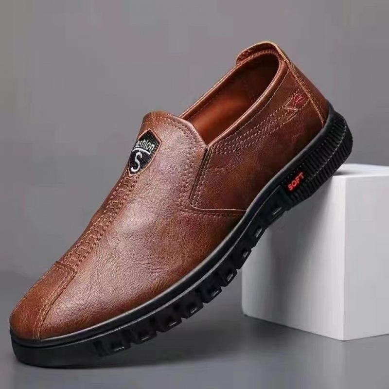 Fashion Summer New Men Leather Shoes Soft Soled Casual Flat Shoes Outdoor Walking Shoes Comfort Fashion Soft Leather Shoes Loafers Brown