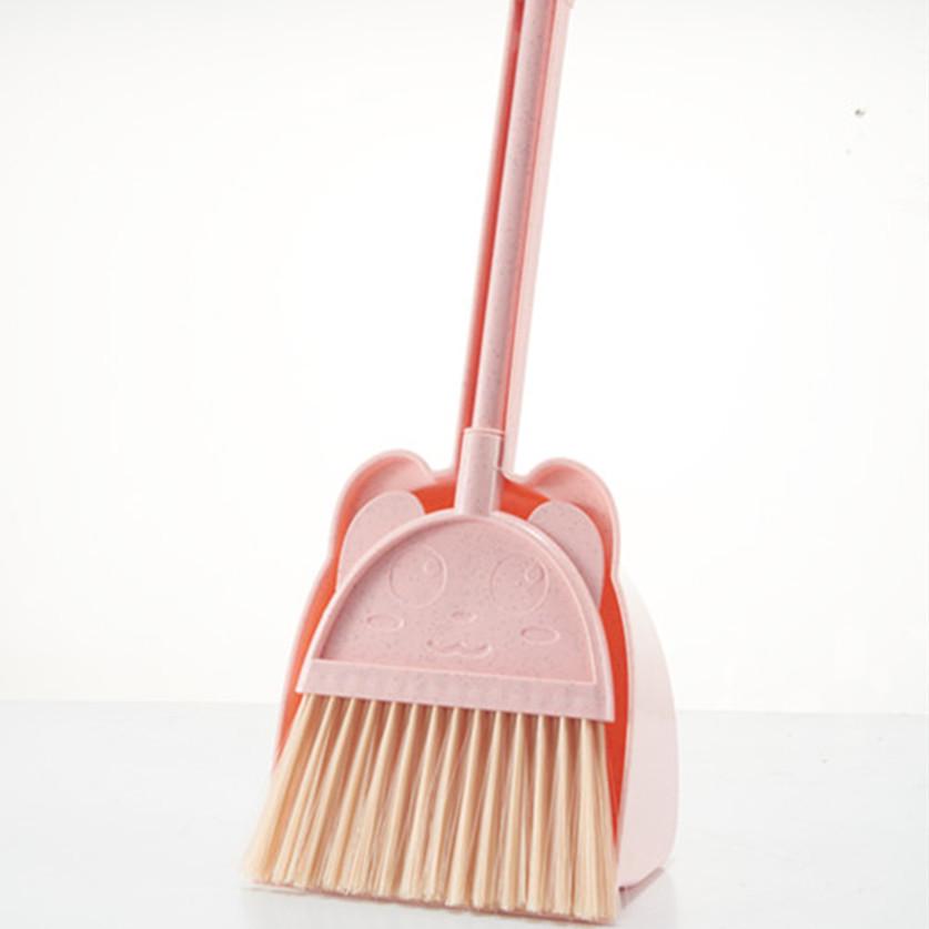 Kids' Pretend Play Cleaning Set: Broom, Mop, and Dustpan with Little Pig Design