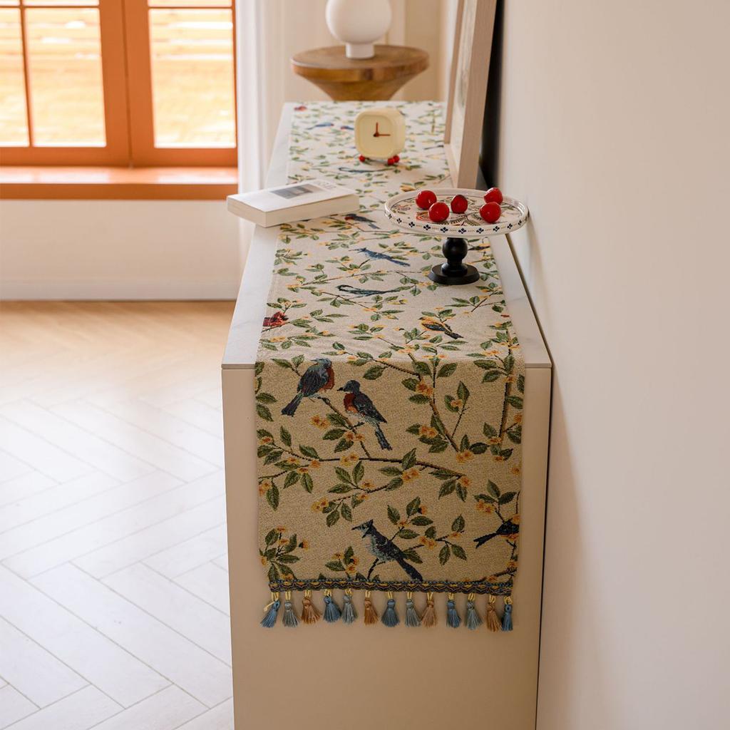Jutový běhoun na stůl s krajkou, Farmářský styl, Boho běhoun na stůl, Moderní farmářská výzdoba, Rustikální tkaná bavlna, Háčkovaná krajka