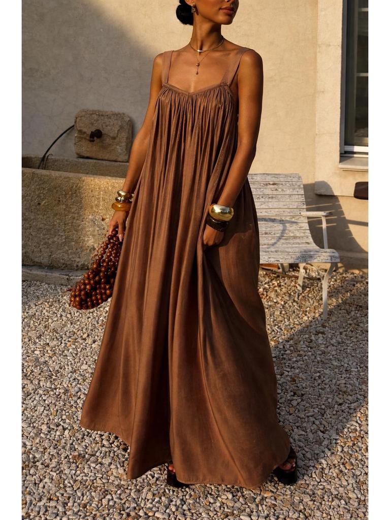 Elegant French Pleated Spaghetti Strap Summer Dress with Back Cutout