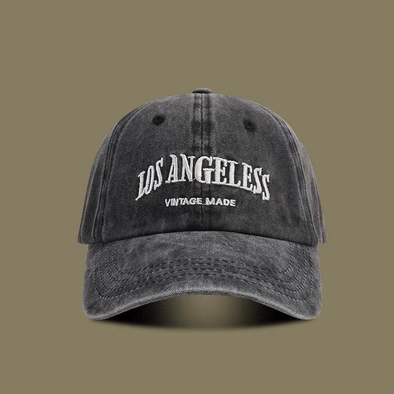 Retro Washed American Baseball Cap with Letters for Couples, Versatile for Women To Show Off Their Faces, Small Duckbill Cap for