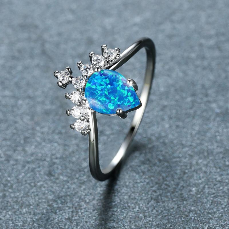 Cushion Cut Square Rainbow White Fire Opal Rings For Women Gold Horse Eye Zircon Charm Leaf Wedding Bands Party Jewelry CZ
