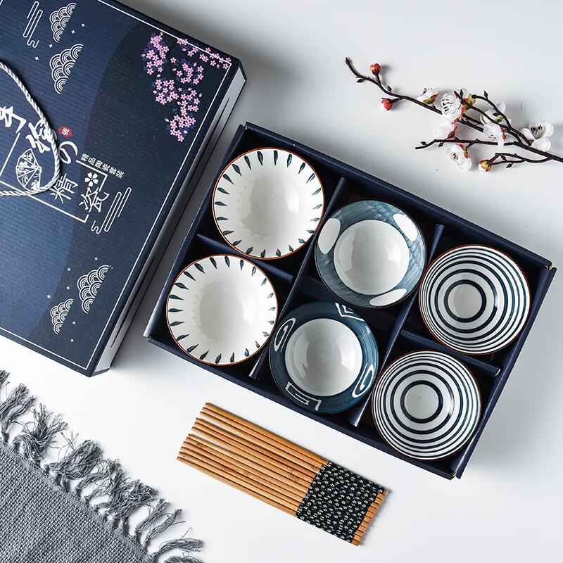 Jingboli Hand-painted Blue & White Porcelain Bowl & Chopstick Gift Set