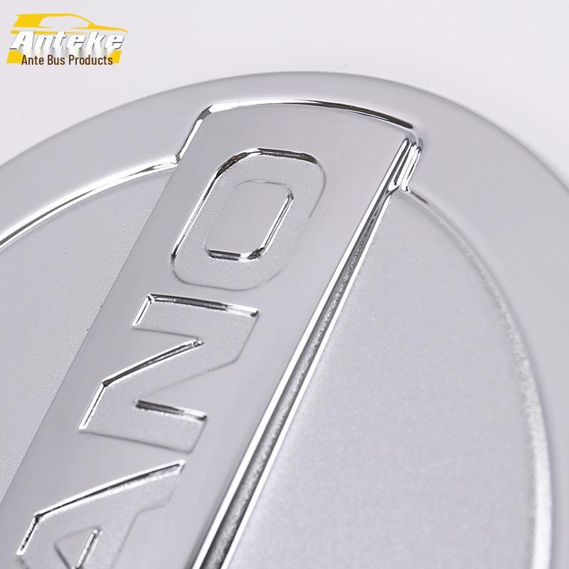 Ochrana víčka palivové nádrže Murano: Dekorativní samolepka odolná proti poškrábání pro 15 modelů