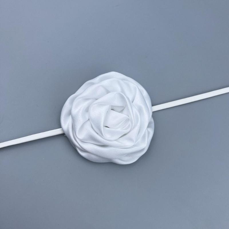 Vintage Floral Choker Necklace Accessory Chic Gothic Flower Choker Necklace Edgy Neckband for Fashion forward Individual