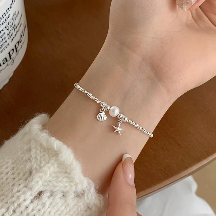 Elegant Starfish Seashell Pearl Bracelet for Women - Versatile, Fashionable Bangle with High-End Appeal
