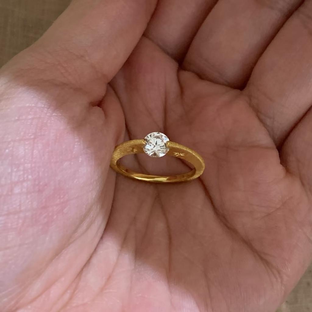 Rotatable Flash Diamond Vintager Gold Brushed Starlight Suspended Diamond Fine Ring Niche Design Ring Index Finger Ring Female 2026