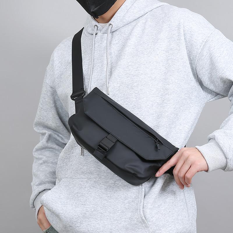 Men's Messenger Bag Oxford  Shoulder Bag Riding Shoulder Crossbody Bag