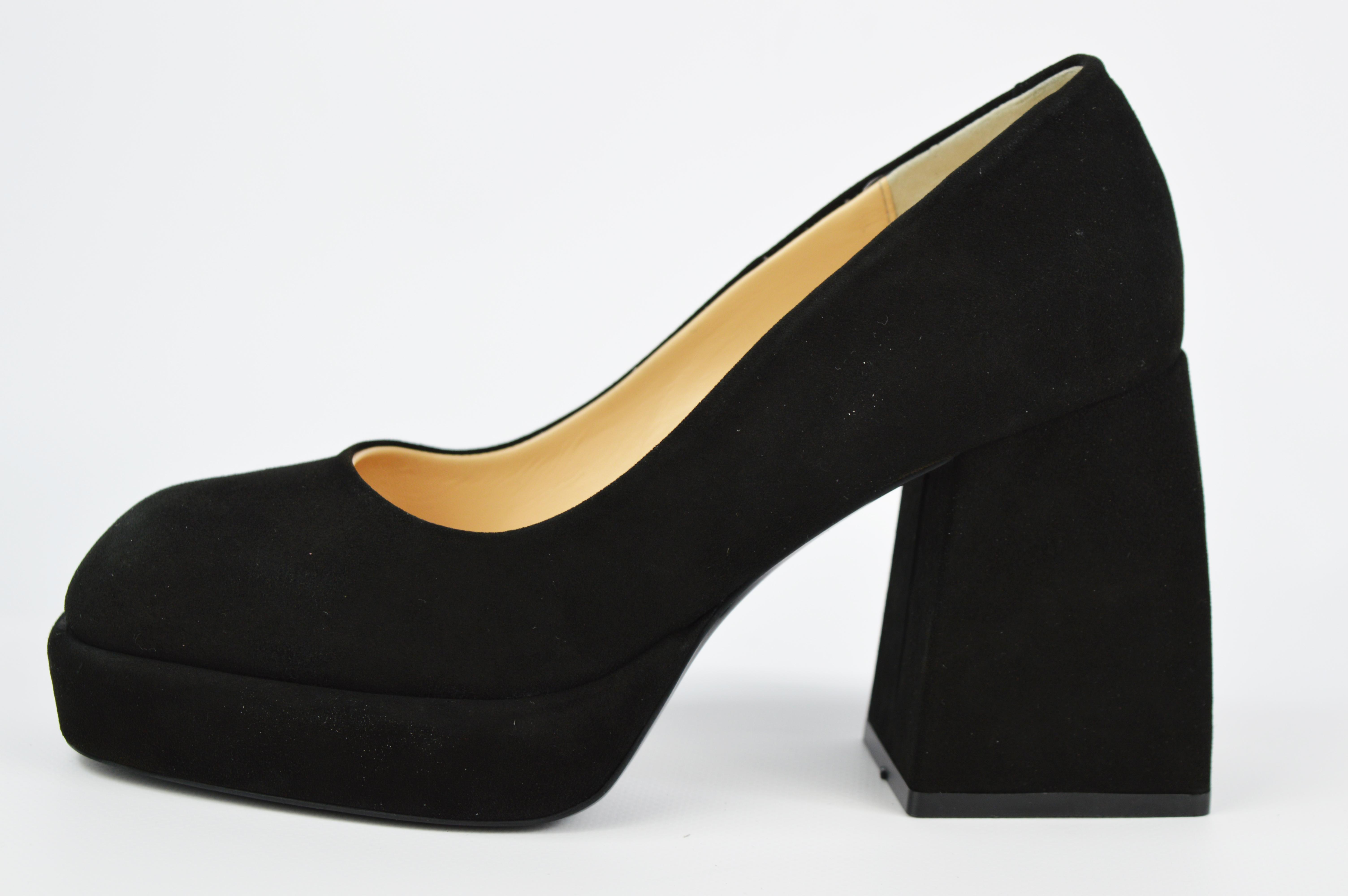 

Туфлі на розкльошеному підборі Evromoda 8013 36 Чорні замші 38 чорний