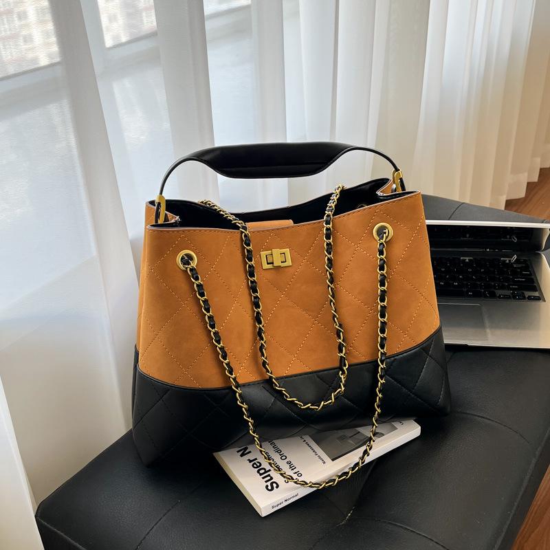 

Women s Large Capacity Autumn/Winter Chain Shoulder Crossbody Tote - Versatile for Work and Casual Use коричневый