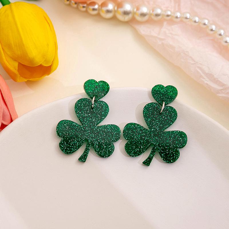 Silver Needle Mori Style Four-Leaf Clover Acrylic Earrings - Fresh, Elegant, Green Shamrock Design