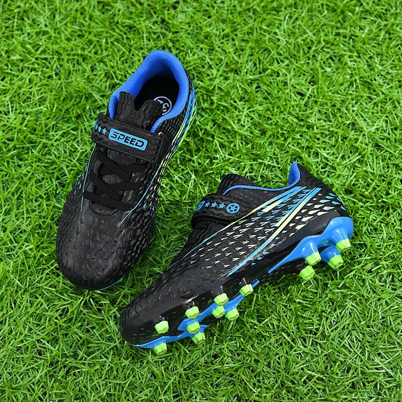 Breathable and Comfortable Sports Shoe Spring Children's Football Shoes Lightweight Soccer Shoes Gym Outdoor Training Sports Men