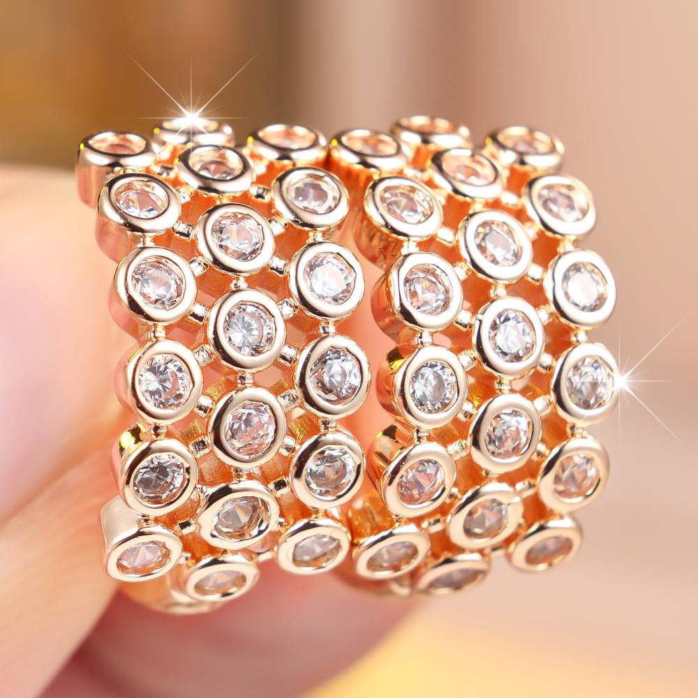 Trendy Rose Gold Color Wide Band White Zircon Paved Huggie Hoop Earrings for Women Daily Party Gift