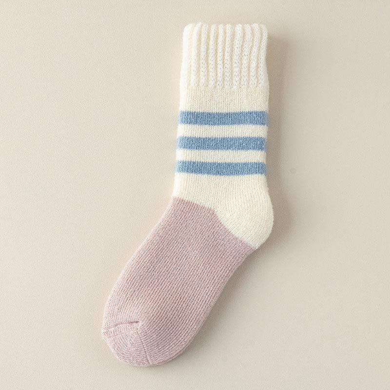 Thickened Socks for Women To Keep Warm and Retain Heat, Autumn and Winter with Loops, Fleece, Cold-resistant, Loose, Retro Floor Socks