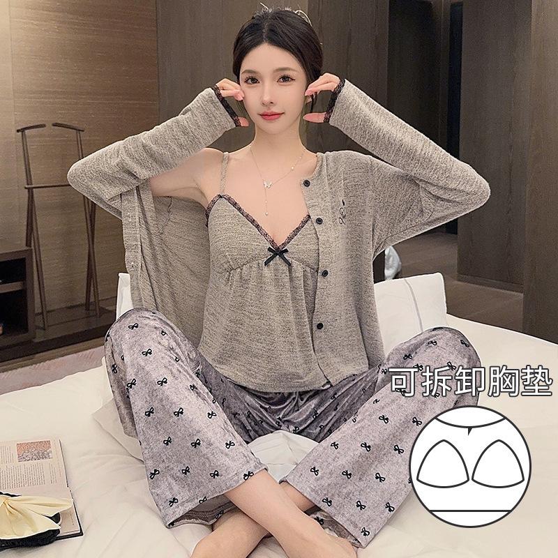 

[D] Autumn and winter new models have a drape and thin suspender three-piece loungewear women s pajamas with chest pads M