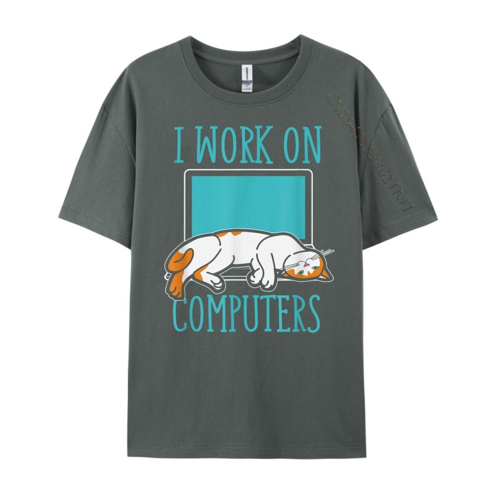Funny Cats And Computers Laptop Tshirts For Pet Lovers Printed TShirt New Year New Years Eve Camiseta