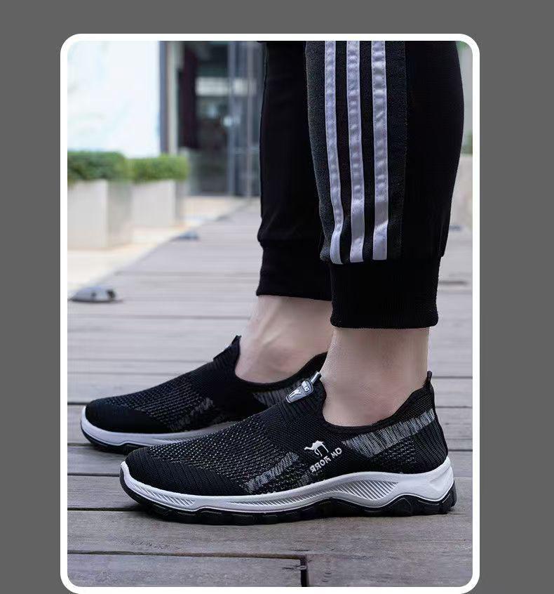 Men's Breathable Mesh Slip-On Running & Hiking Shoes - Summer Lightweight Design
