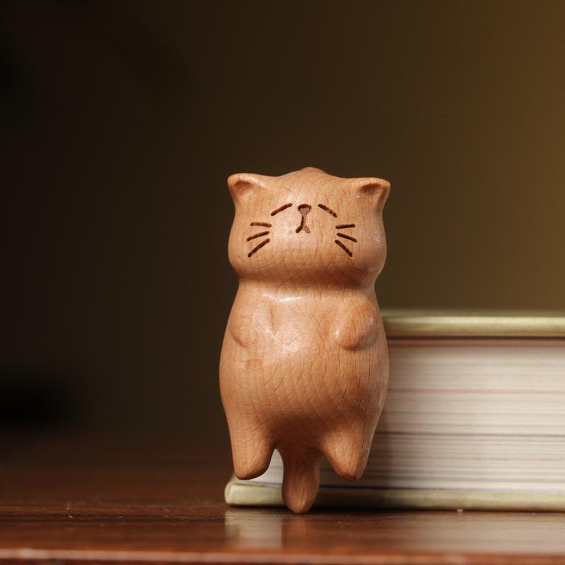 Beech Wood Carved Kitten Pendant - Cute Hanging Ornament & Creative Wooden Accessory