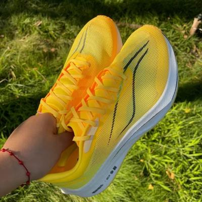 Feidian 4C yeni karbon plaka koşu ayakkabıları geri tepme ultra hafif ve nefes alabilen öğrenci şok emilimi yarış profesyonel spor yarış ayakkabıları