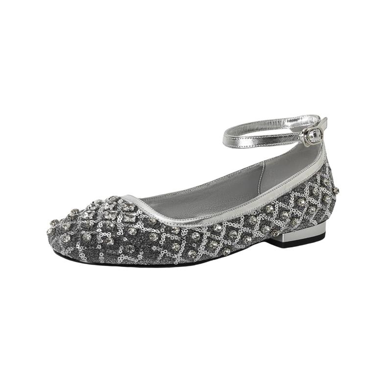 

Модная женская новая весенне-летняя обувь с круглым носком из натуральной коровьей кожи, с эластичной лентой из чешских кристаллов, на низком каблуке, удобная повседневная одинарная обувь 250 серебряный