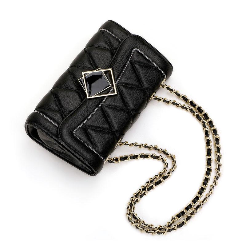 Niche Design Fashion Bag for Women New Spring and Summer Fashion Internet Celebrity Women's Bag Chain One-shoulder Crossbody Bag