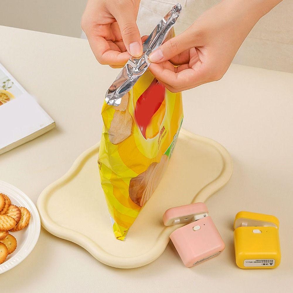 Handheld Plastic Bags Sealer Plastic Heat Sealer Portable Food Sealer Clip  Package Bag