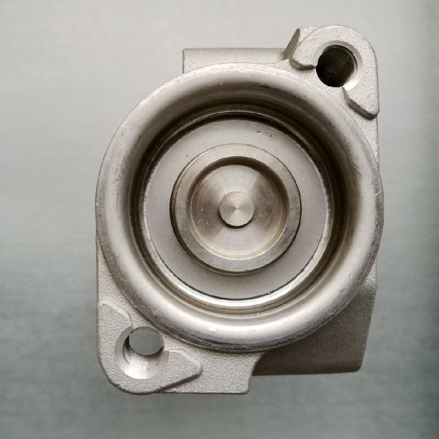 1582A483 1582A038 EGR Valve Exhaust Gas Recirculation ForMitsubishi L200 Triton 2.5DID Shogun 3.2 K5T70080 1582A037