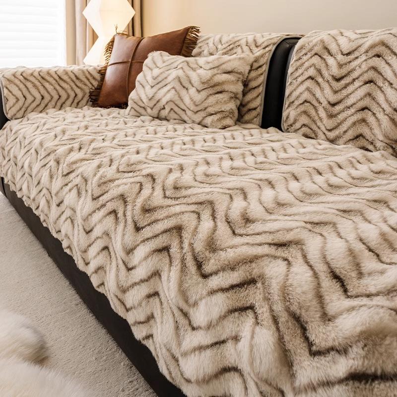 

Зимний теплый супер мягкий чехол для дивана с имитацией кролика, плюшевый чехол из утолщенного пузырчатого бархата, нескользящий чехол для дивана, универсальный пушистый коврик для дивана 70x70