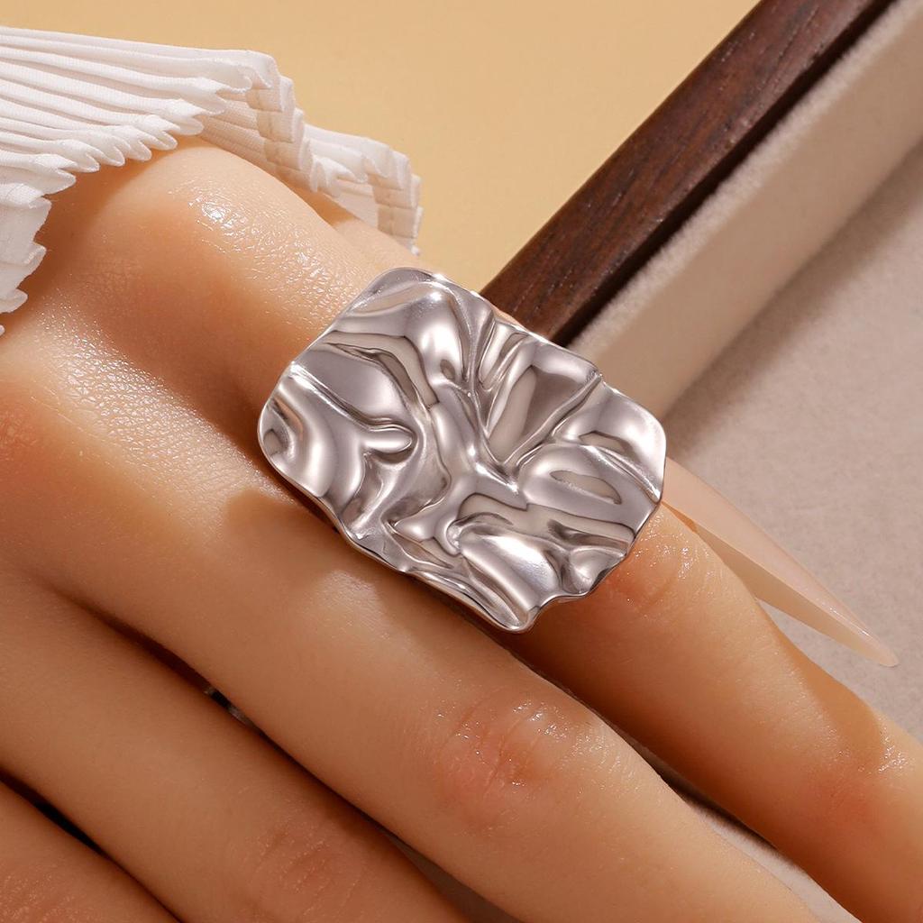 Cross-Personality Boyfriend Style Irregular Pleated Geometric Retro Ring - Women's Exaggerated Stainless Steel Finger Accessory