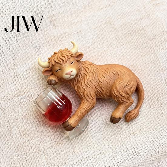 Small Resin Decor for Plants Drunk Highland Cow Figurine Plant Pot Hanger, Cute Animal Hanging Figurines, Decorative Hanger Waterproof Micro