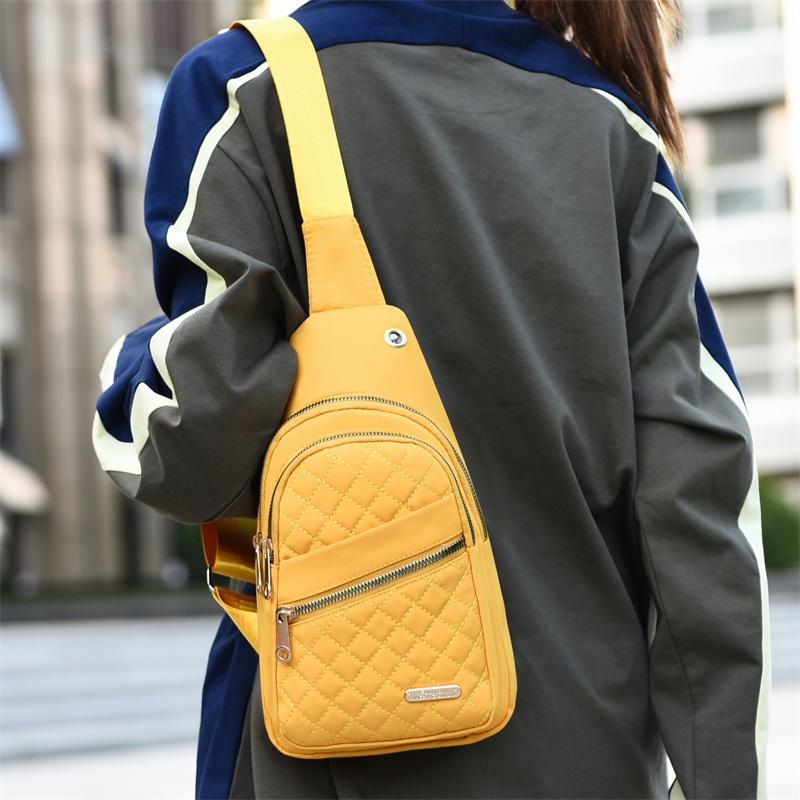 Minimalistische Damen-Brusttasche mit großer Kapazität, mehrlagig, wasserabweisend, Frontrucksack, lässige Outdoor-Umhängetasche für Mädchen