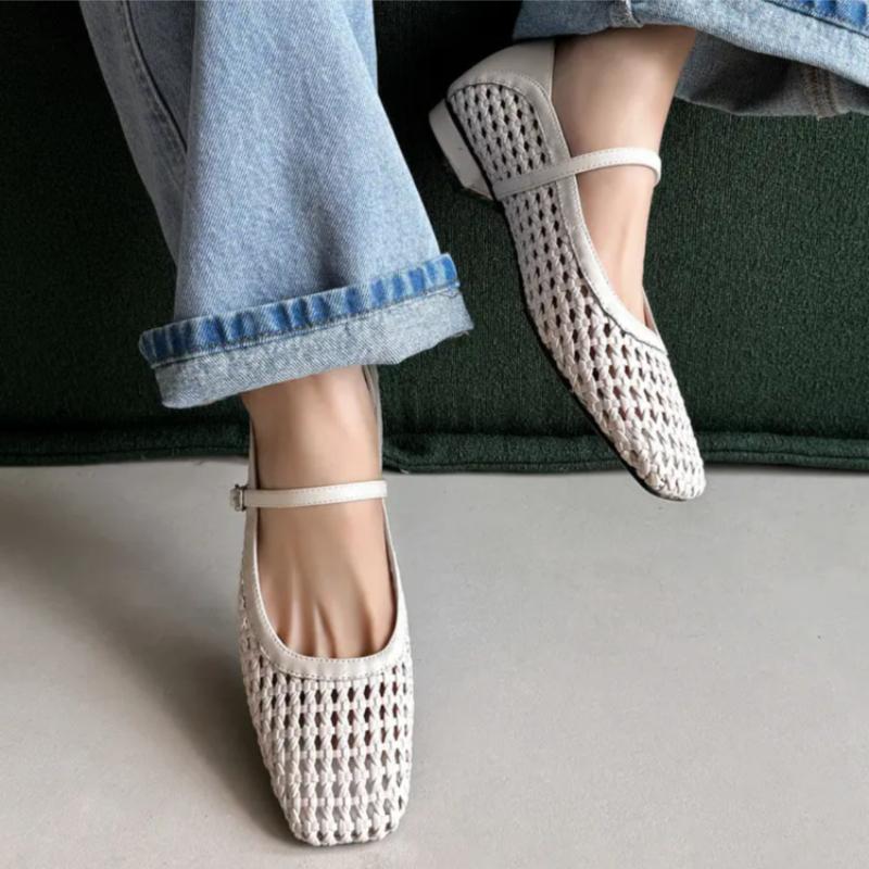 Summer New Woven Flat Shoes for Women Square Toe Shoes Casual Hollow Cool Sandals Multifunctional Sandals for Women