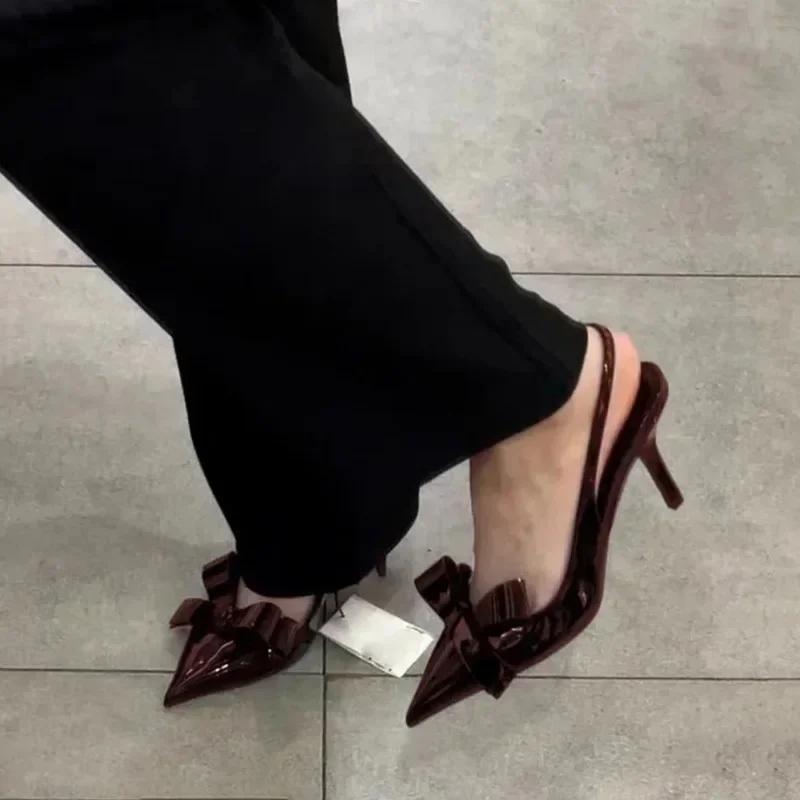 Móda 2025 Sandály Slingback pro ženy Letní značkový design Vysoké podpatky Mašle Módní špičaté lakované dámské boty