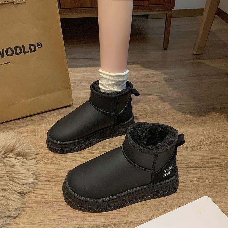 

Зимние ботинки на толстой подошве 2025 зима на подкладке и утепленные Северо-восточные большие хлопковые ботинки водонепроницаемые и нескользящие ботинки-хлебцы на платформе хлопковые ботинки 40 чёрный