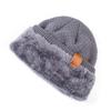 Nuovi cappelli invernali unisex per uomo e donna Berretto da sci caldo Cappello con motivo a ananas Design Uomo Donna Cappello lavorato a maglia foderato in pelliccia