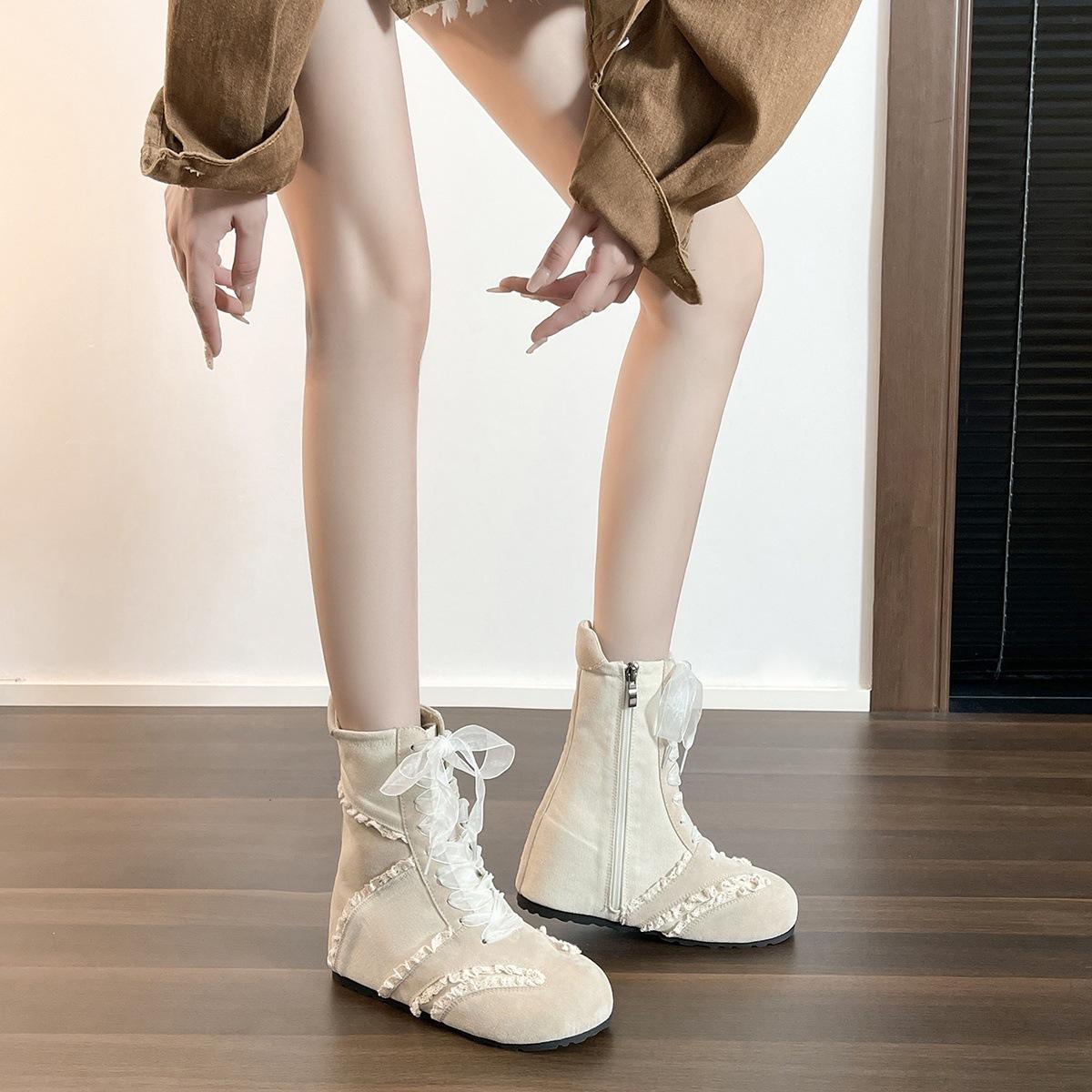 

7CM inner height increase German training boots lace lace platform Martin boots fashion versatile boxing boots small man 35