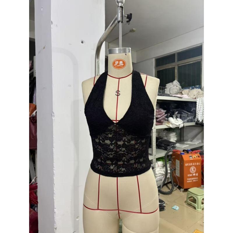 Women Sexy Hollow Out Lace Halter Neck Slim Fit Cropped Top
