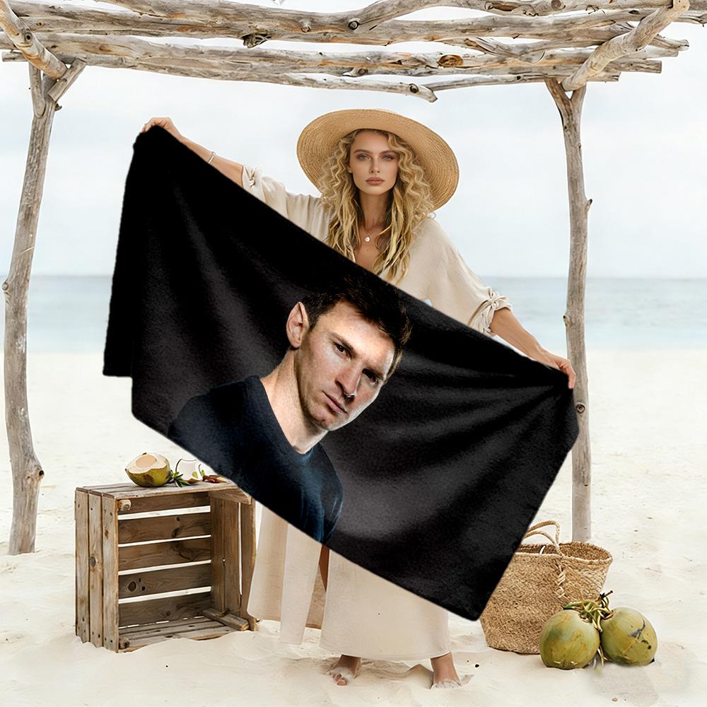 Messi's Wall Pose Beach Towel Super Soft Microfiber Quickdry Fabric Comfortable Lightweight