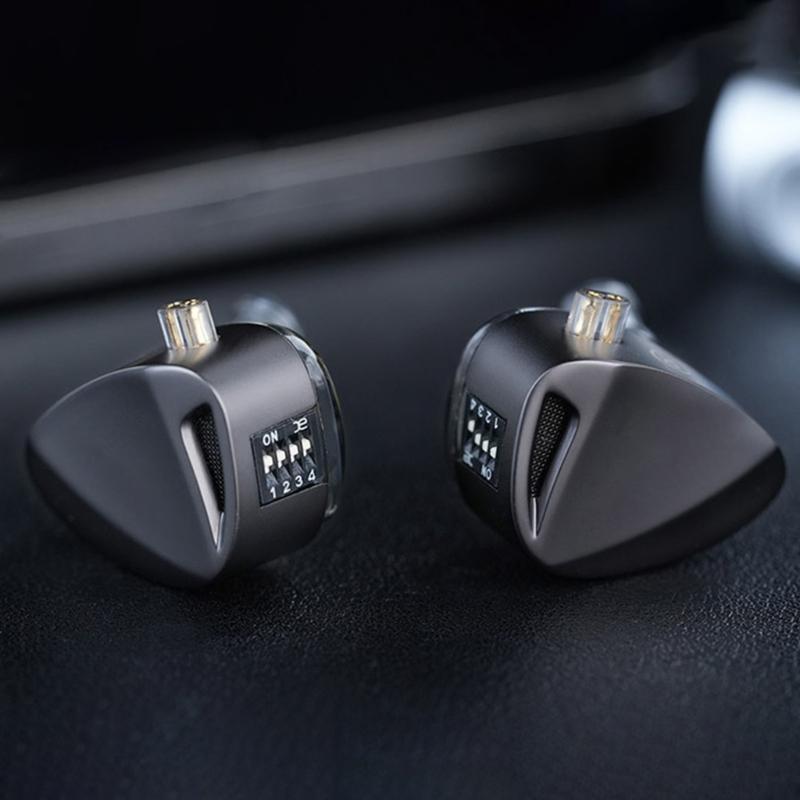 Professional 6Driver In Ear Headphones with Electronic Crossovers Technology for Studio Quality Sound Live Performances