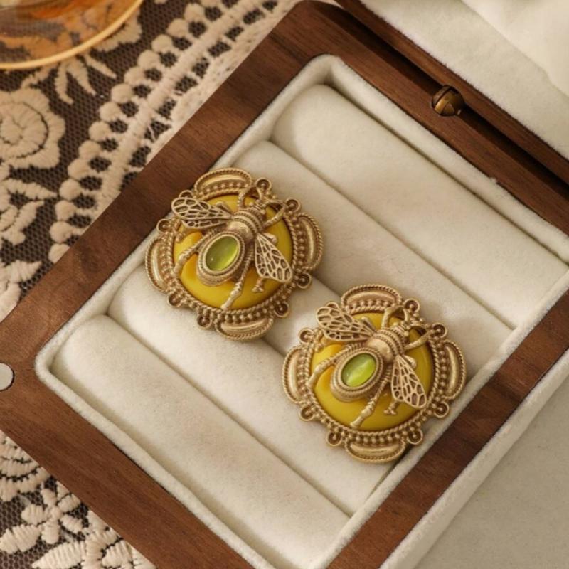 2 Piece Exquisite Insect Geometric Bee Style Alloy Faux Zircon Yellow Color Women's Earrings