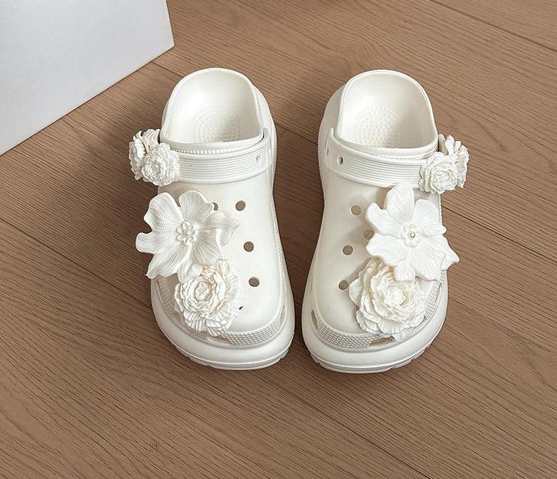 Fashionable Shoes Casual  New Women's Versatile Flip-flops